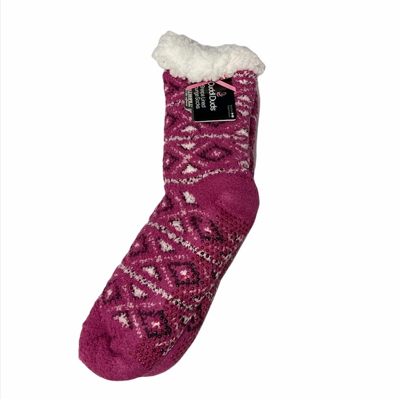 Cuddl Duds Accessories - Cuddl Duds Women's Faux Sherpa Cozy Lined Socks